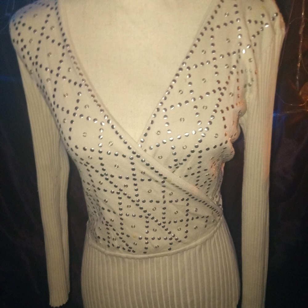 WR studded wrap-look sweater, M Ivory